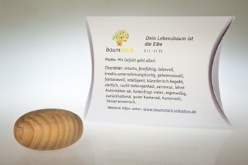 Handschmeichler aus Holz Baumhoroskop